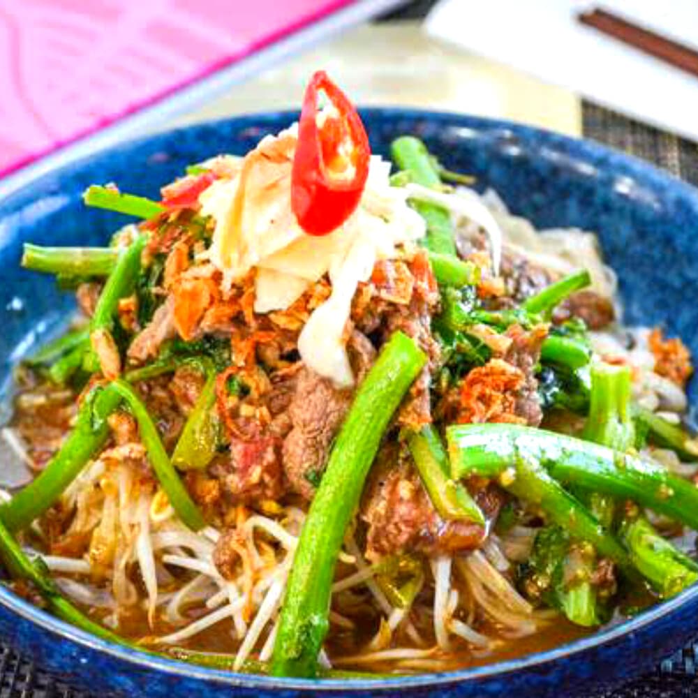 Stir-Fried Noodles with Beef